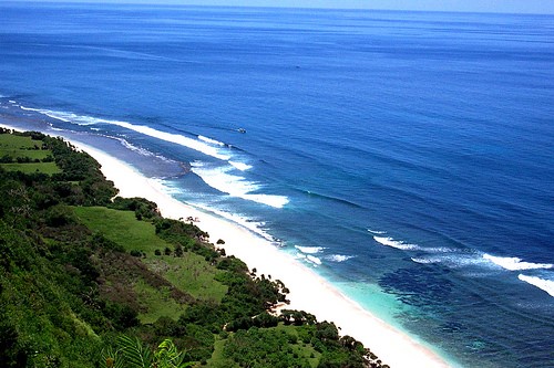 Pantai Nyang Nyang